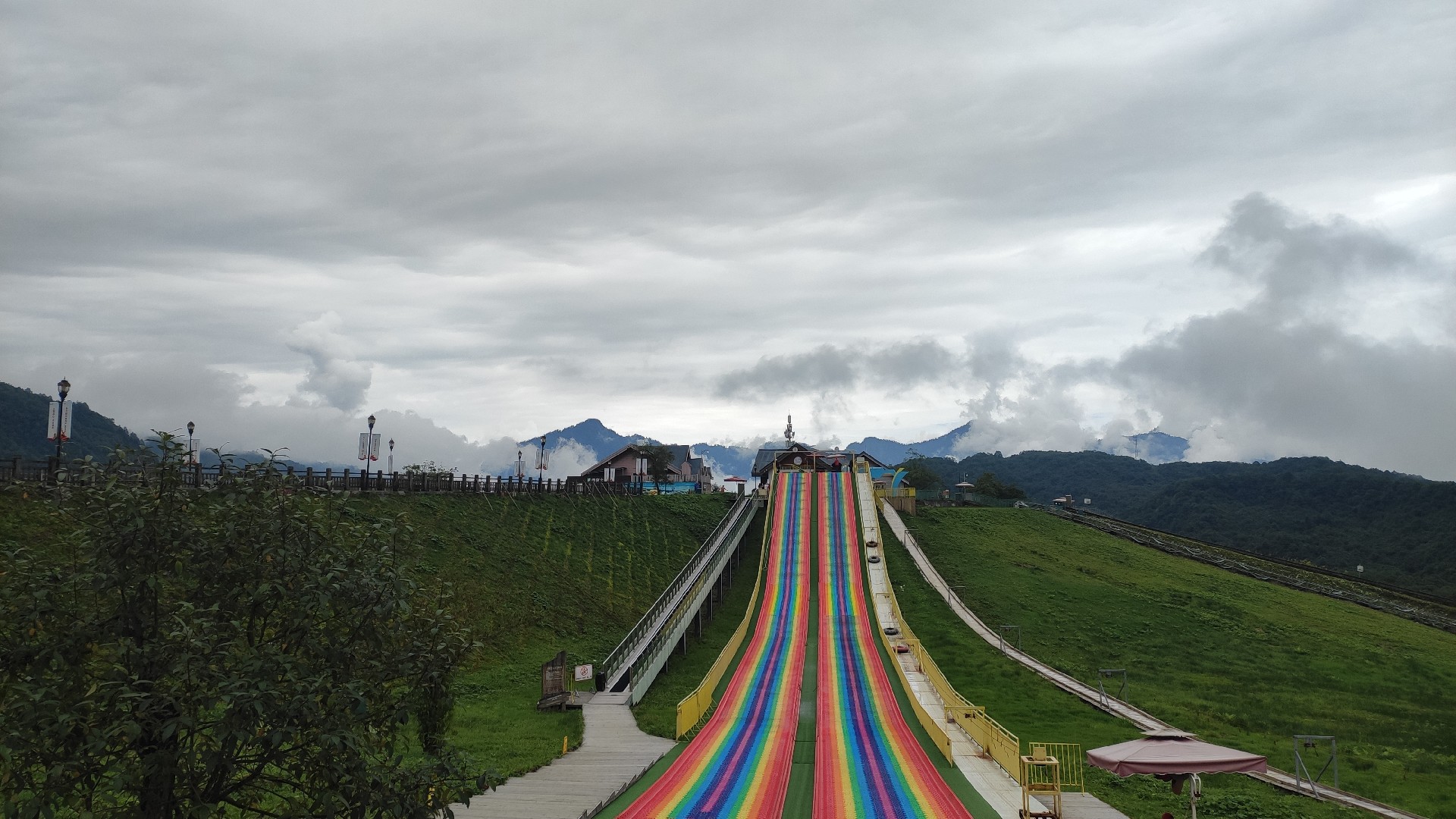 今天来揭开当代‌女人出轨事件频发背后的底层逻辑！